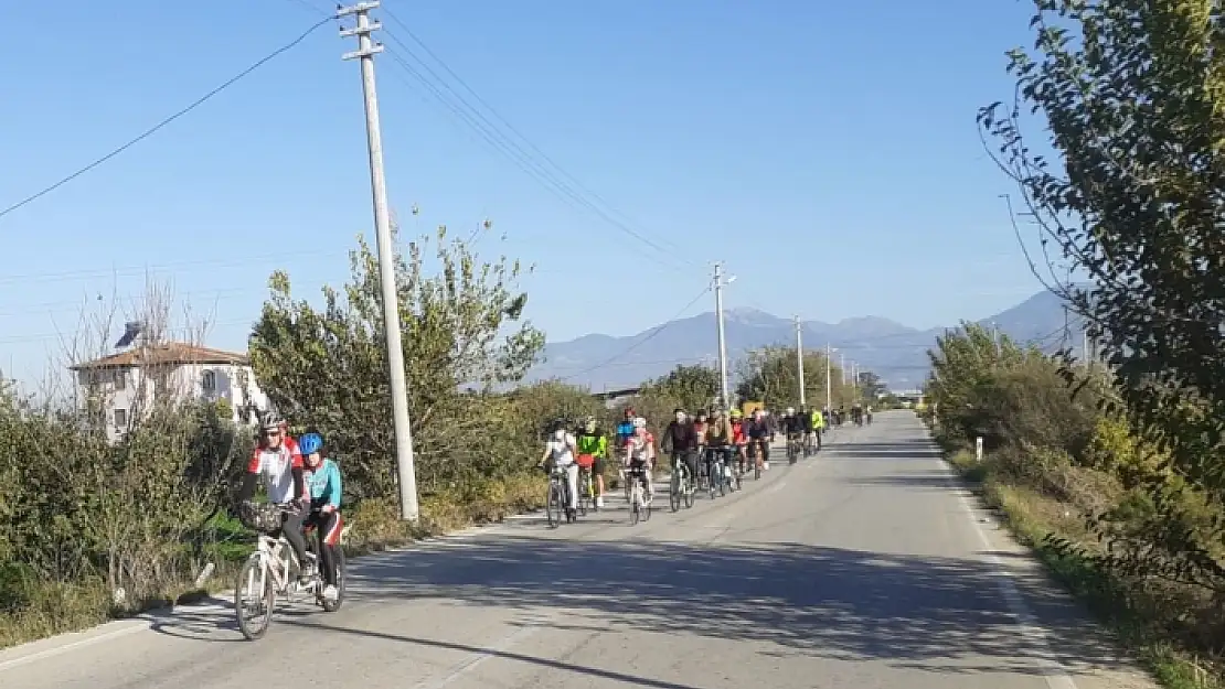 Pedala Azerbaycan İçin Bastılar