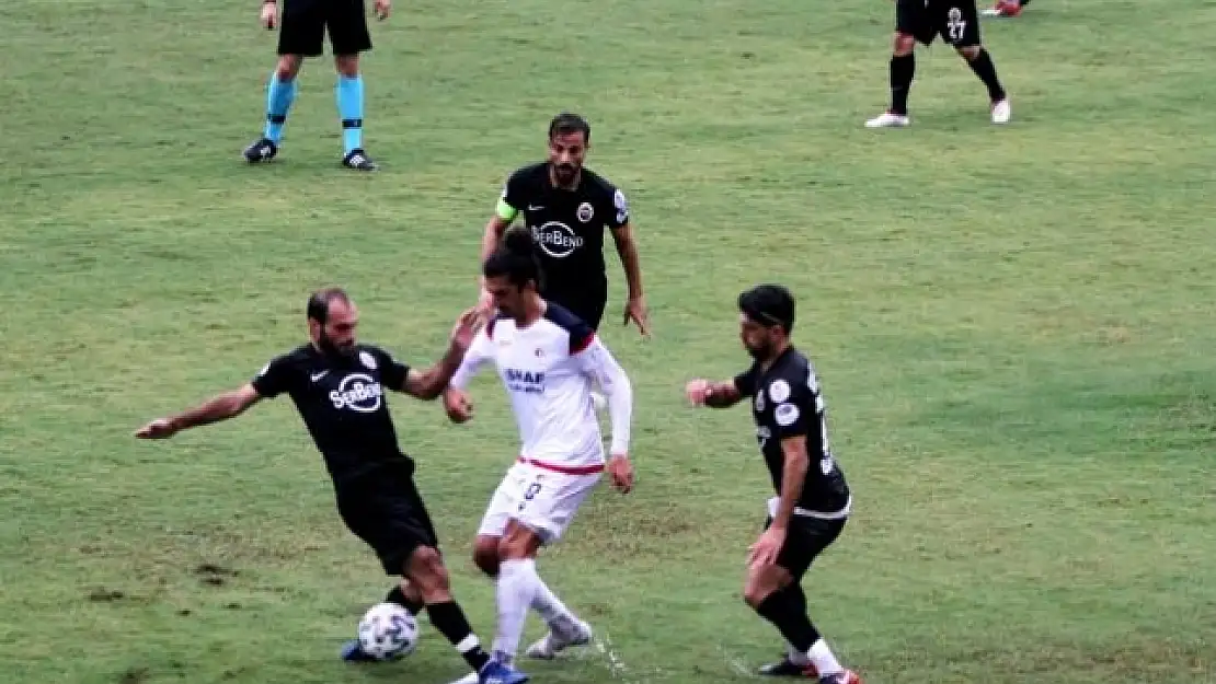 TFF 3. Lig Temsilcisi Fethiyespor Sahasında Kahta 02 Spor'u 2-0 Mağlup Etti