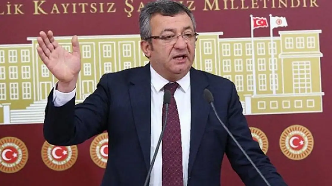 CHP'li Engin Altay: Normal Bir Zekaya Sahip Kimse, Aileyi Böyle Tehdit Etmez