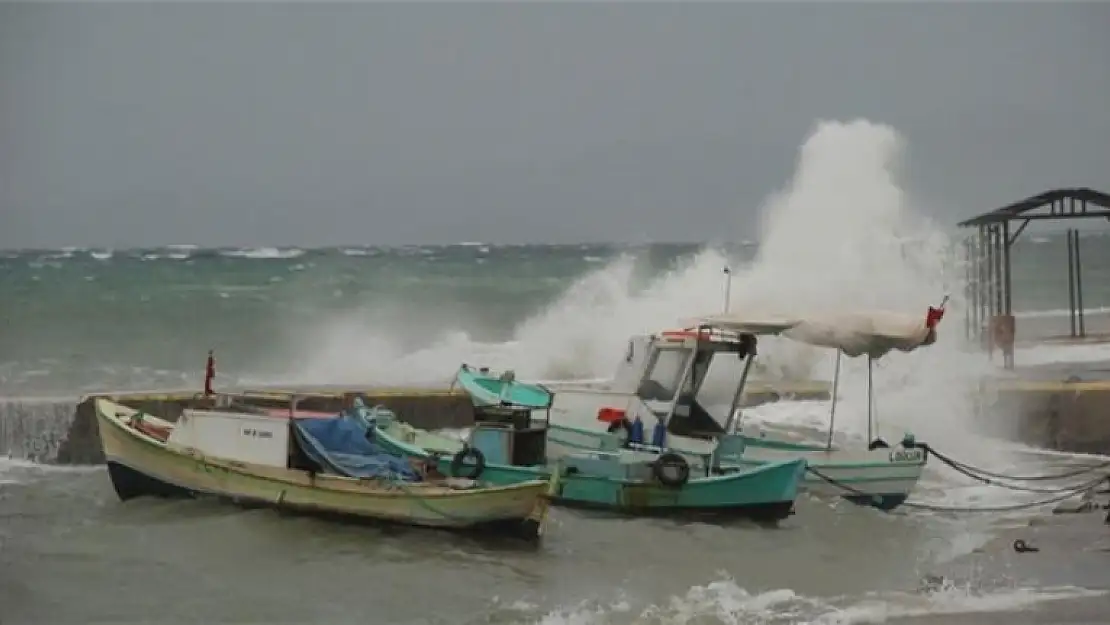 Meteoroloji Uyardı: Denizlerde Fırtına Bekleniyor!