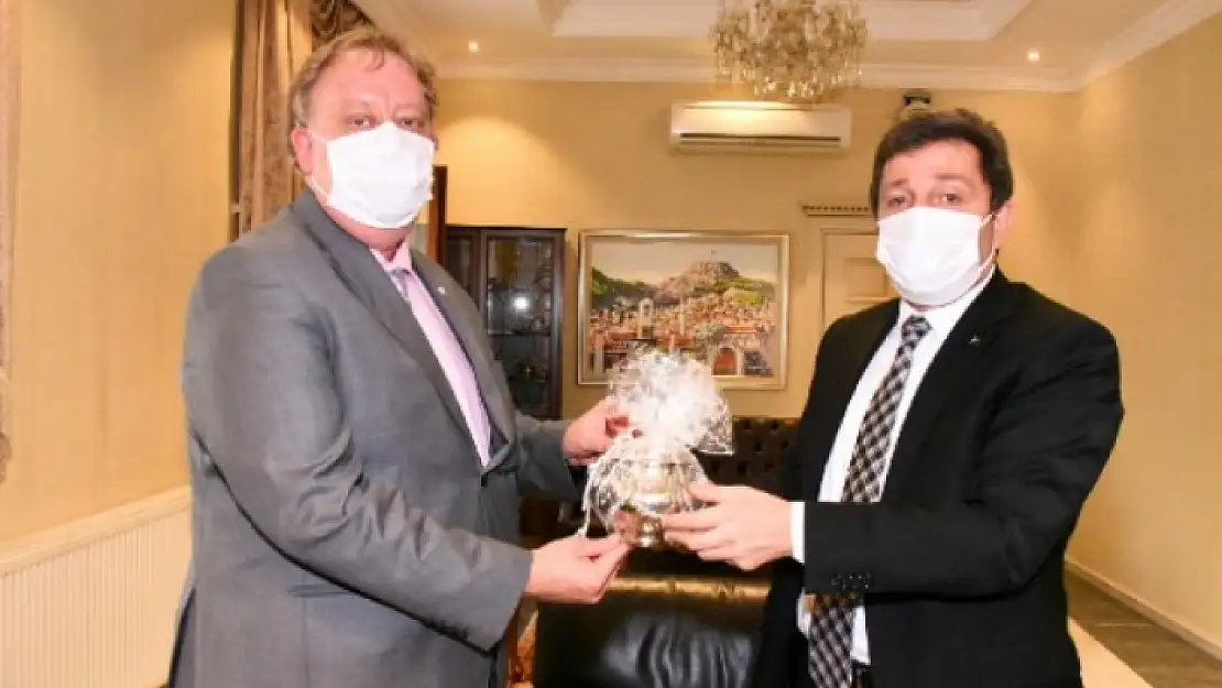 Rusya'nın Antalya Başkonsolosu Oleg Rogoza, Vali Tavlı'yı Ziyaret Etti