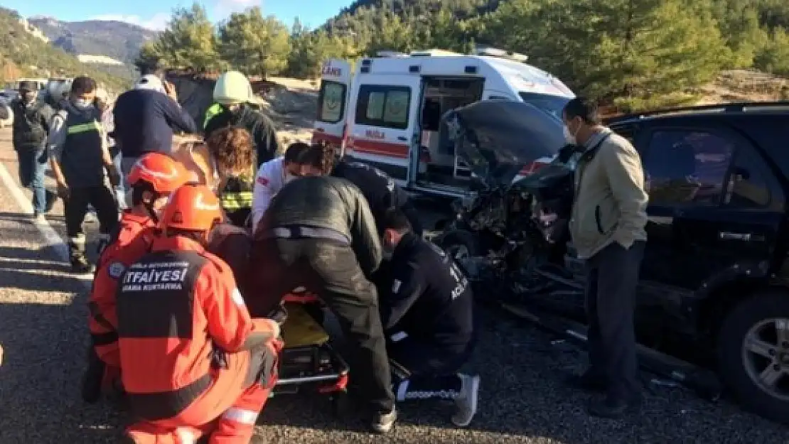 Seydikemer'de Trafik Kazası: 1 Yaralı