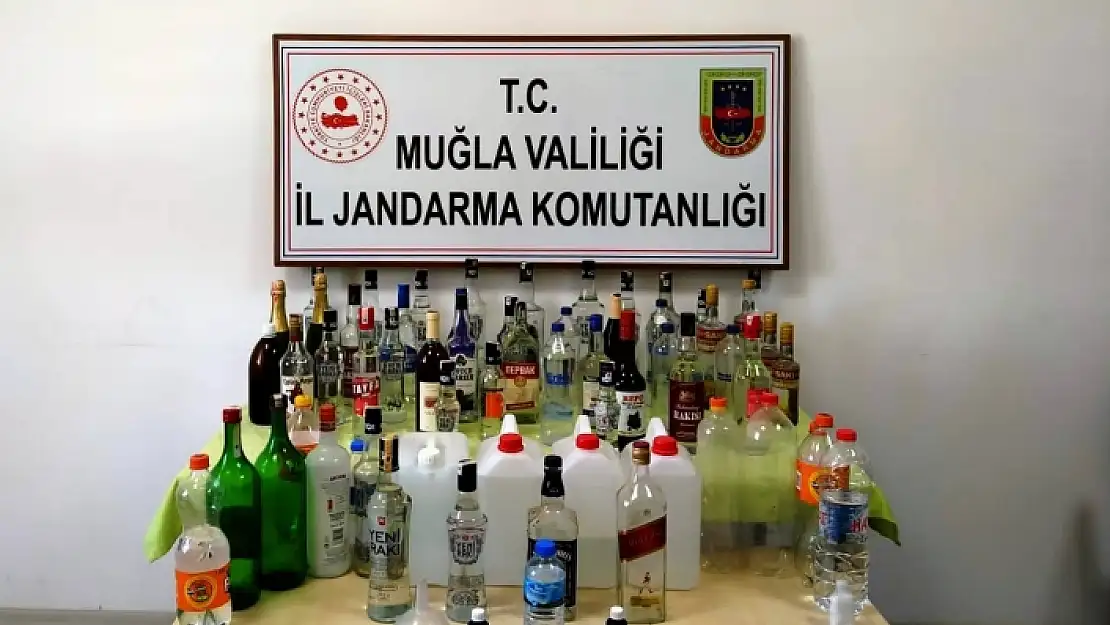 Ula'da Düzenlenen Kaçak İçki Operasyonunda 2 Gözaltı