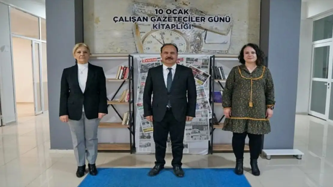 AK Parti Menteşe İlçe Başkanlığınca Gazeteciler İçin Kitaplık Oluşturuldu