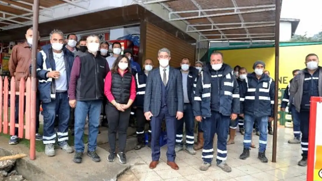 Marmaris'te Esnaftan İşçilere Teşekkür Yemeği