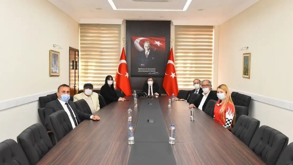 Dalaman Sarsala Spor Kulübünden Vali Orhan Tavlı'ya Ziyaret