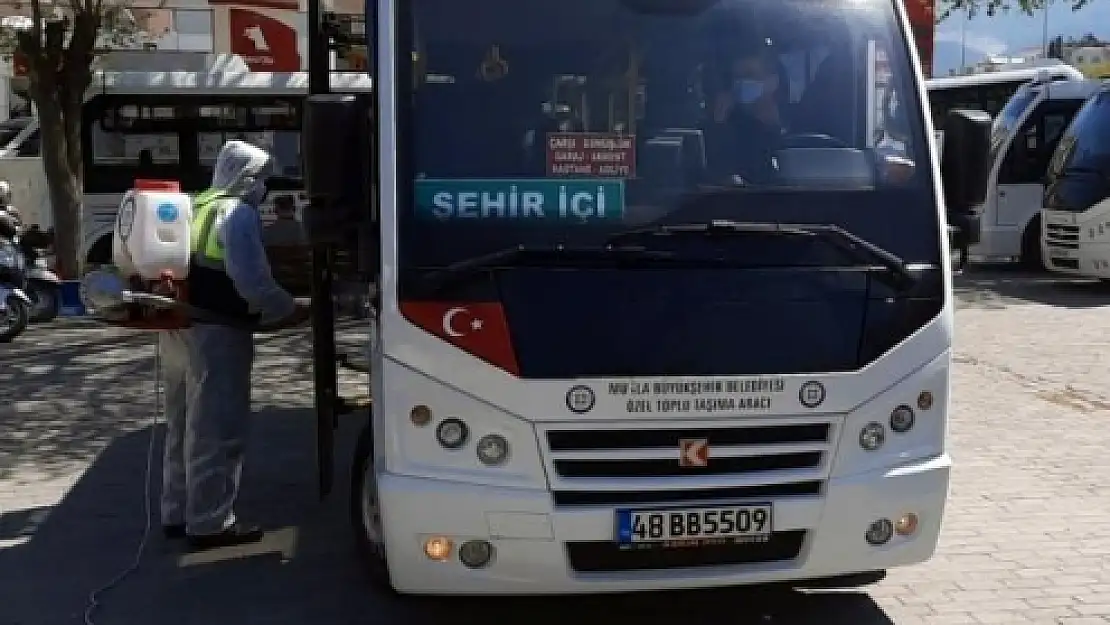 Muğla Büyükşehir'in Milas'ta Dezenfekte Çalışmaları Devam Ediyor