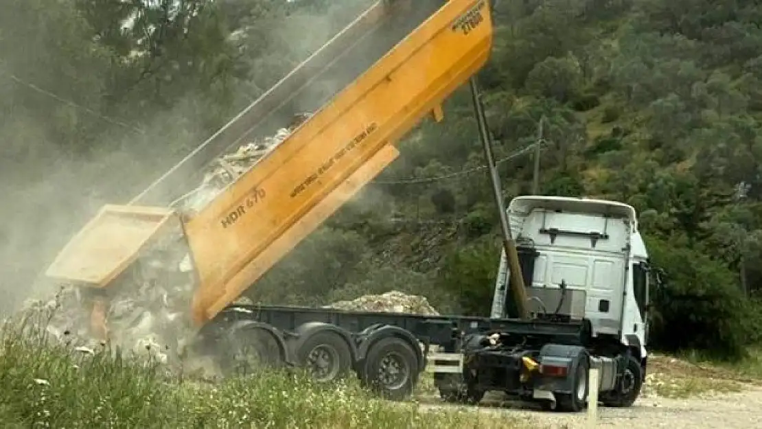 Bodrum'da Kaçak Moloz Döken Firma Yakalandı