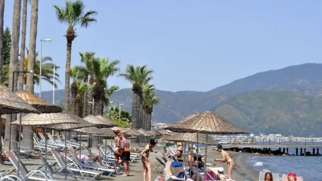Denizin Tadını Ukraynalı Turistler Çıkarıyor