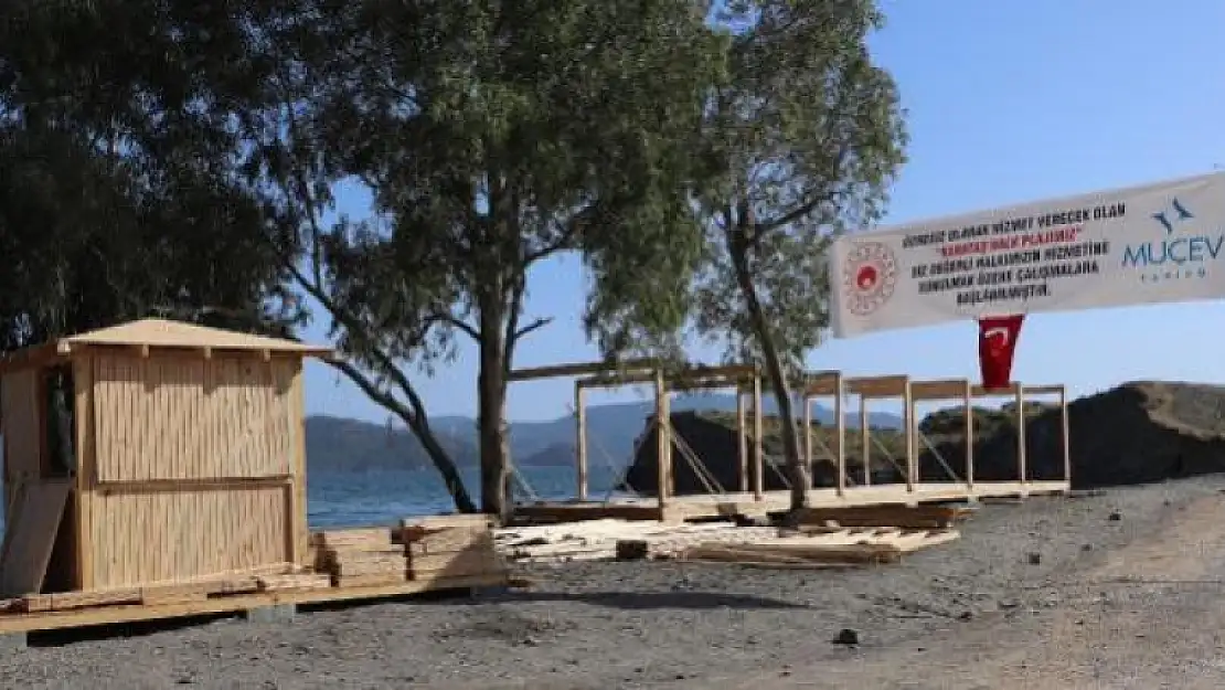 Fethiye'de Halk Plajına Yapılan Kafeterya ve Büfeye Tepki