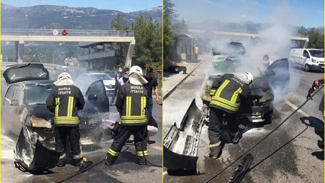 Muğla'da Seyir Halindeyken Alev Alan Otomobil, Yandı