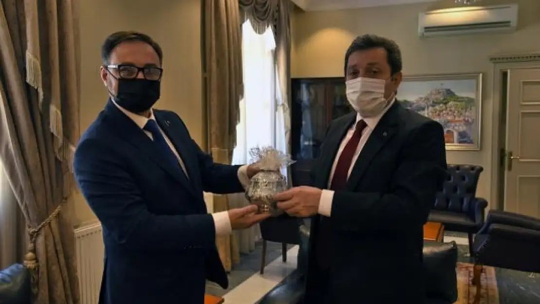 Ukrayna'nın Antalya Konsolosu Rustamov, Muğla Valisi Tavlı'yı Ziyaret Etti