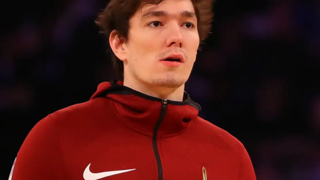 Cedi Osman, Tepkiler Sonrası Hesaplarını Kapattı