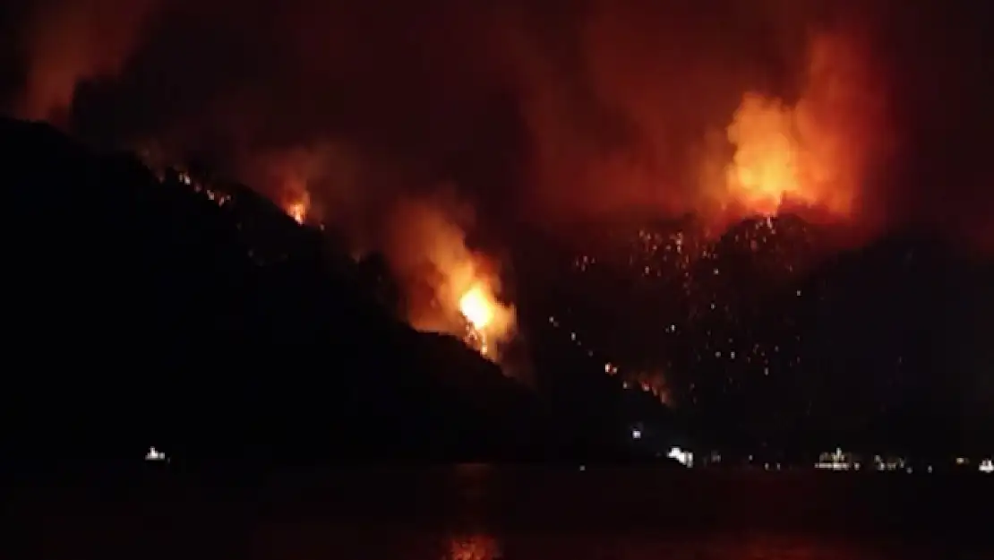 Marmaris'teki Yangınla İlgili 2 Şüpheli Aranıyor