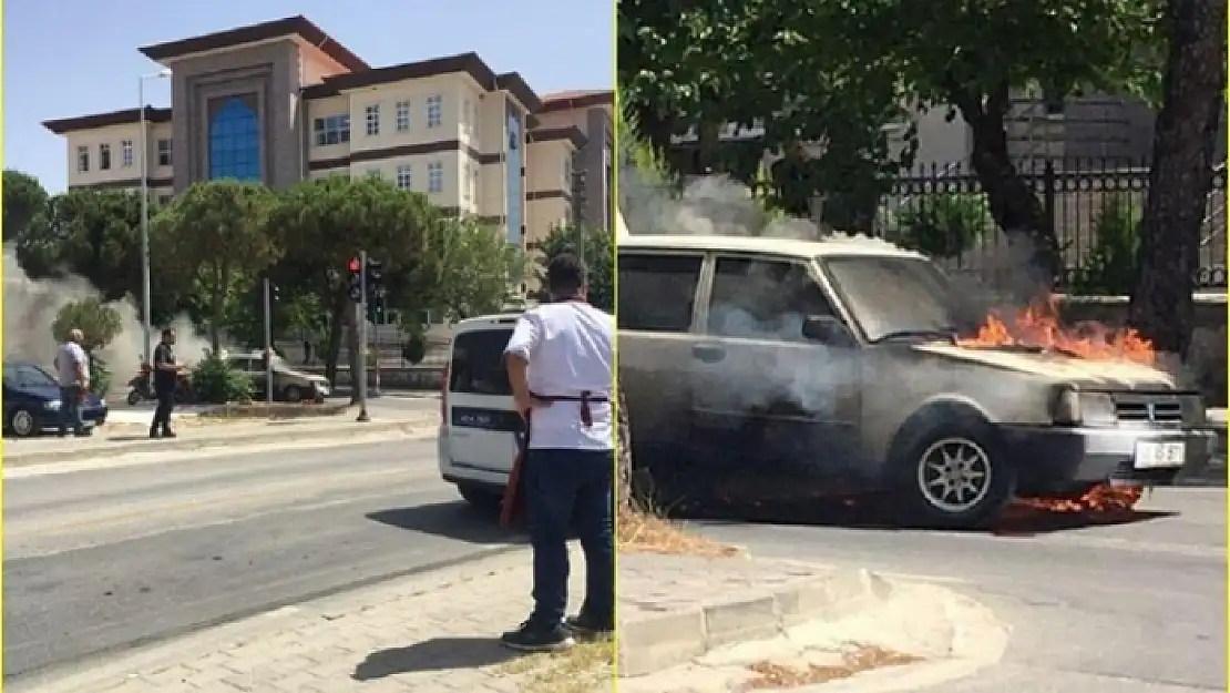 Menteşe'de Seyir Halindeki Otomobil Alev Aldı