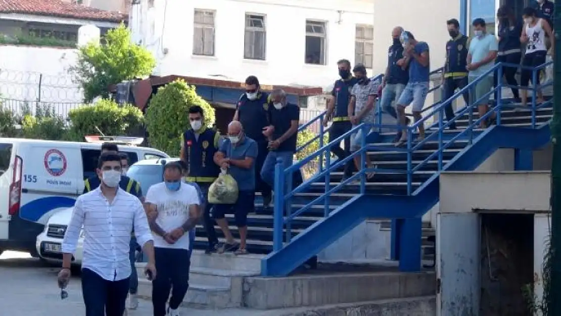 Muğla'daki Fuhuş Baronları Yakalandı