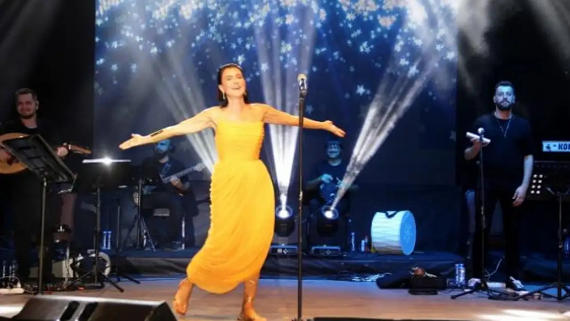Bodrum'da Şevval Sam İzdihamı