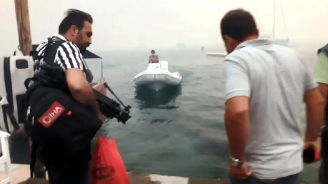 Haber Ekibi Çökertme Yangınında Mahsur Kaldı
