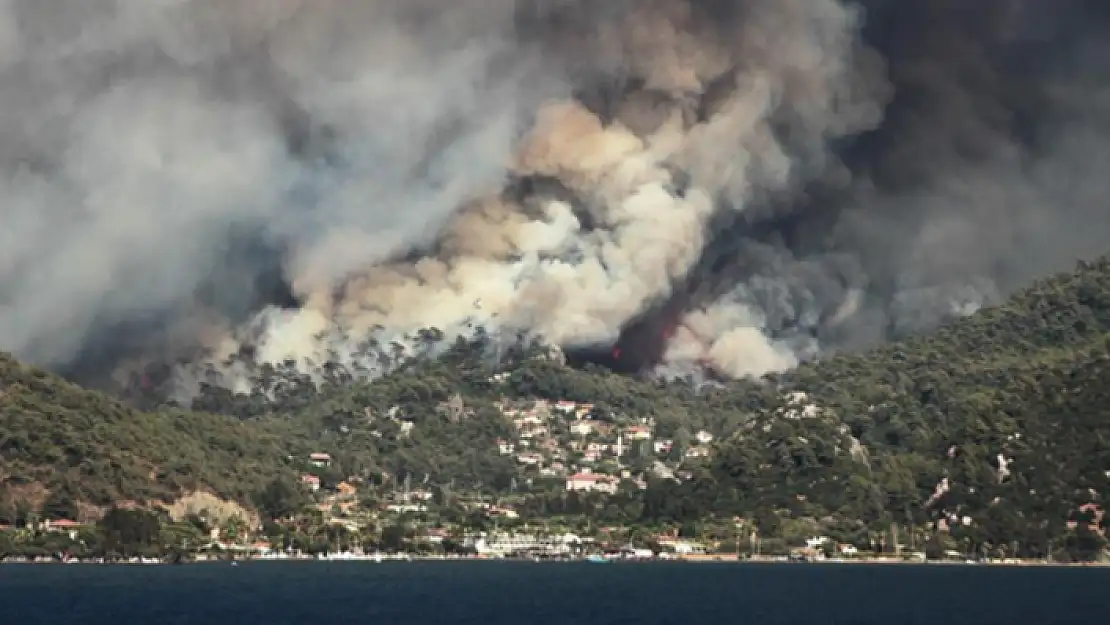 İtfaiye Çalışanı: Marmaris'te Müdahale Böyle Devam Ederse Marmaris Komple Yanar