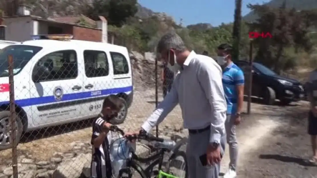 Marmaris'te Evleri Yanan Kardeşlerin Yüzü Güldü!