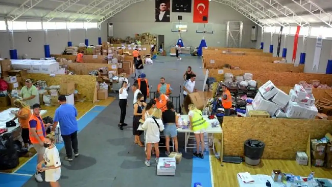 Marmaris'te Yardım Toplama Merkezleri Kuruldu