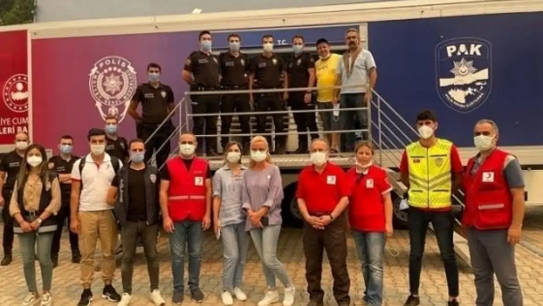 Müge Anlı, Evleri Yanan Köy Halkını Ziyaret Etti