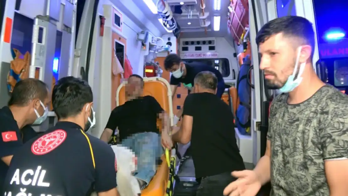 Yüksek Sesle Müzik Dinleme Kavgası: 2 Yaralı!