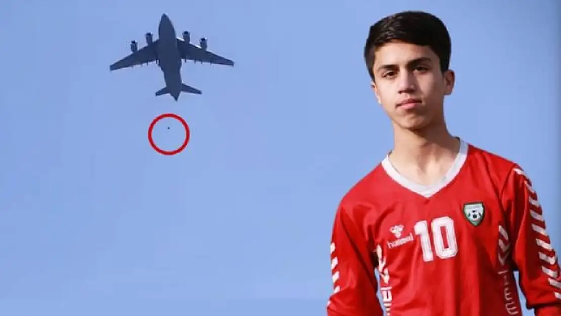 ABD Tahliye Uçağının Kanadından Düşen Afgan Futbolcunun Ailesi Pilotların Yargılanmasını İstiyor