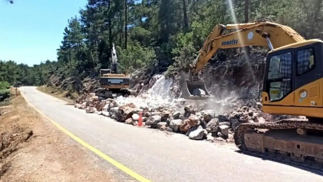 Fethiye ve Seydikemer'deki Gökben-Kabaağaç Yolu Genişletildi