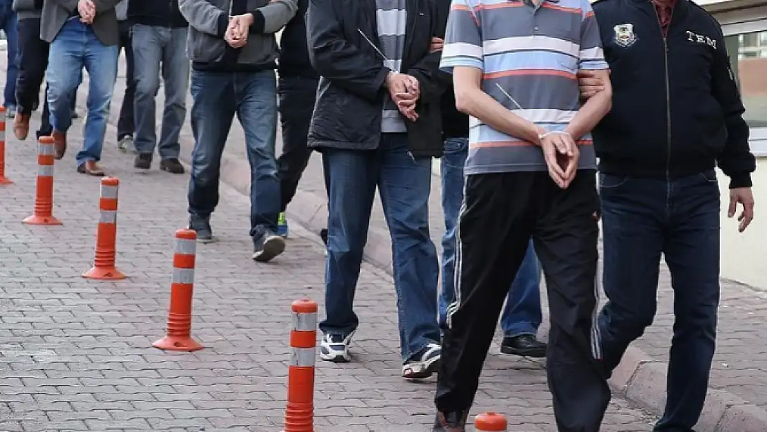 FETÖ'nün TSK Yapılanmasına Operasyon: 32 Gözaltı!