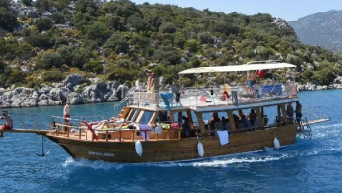 Kekova, Rus Turistlerle Cıvıl Cıvıl