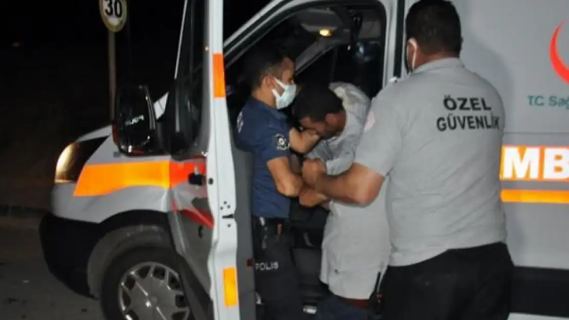 Tedavi Olmaya Gittiği Hastanede Ambulansı Kaçırdı