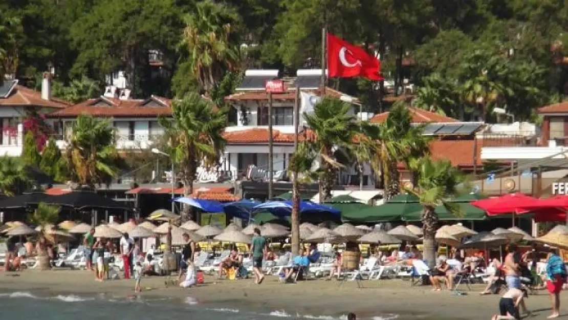 Akyaka'da Ekim Ayında Deniz Keyfi