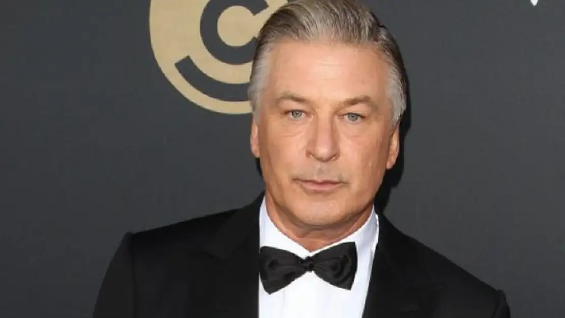 Alec Baldwin, Yönetmeni 'Yanlışlıkla' Vurarak Öldürdü
