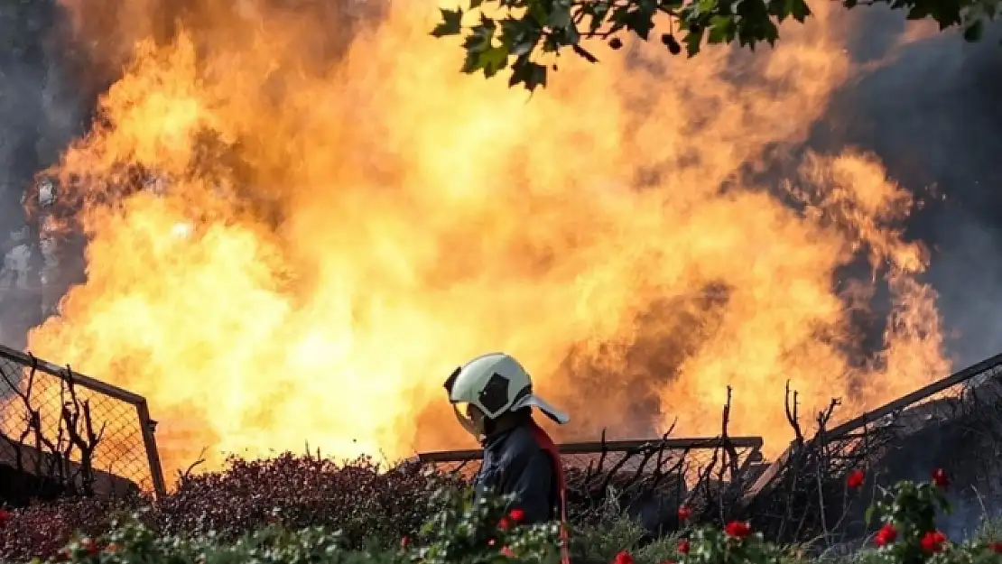 Ankara'daki MTA Kampüsü Yakınında Patlama Yaşandı