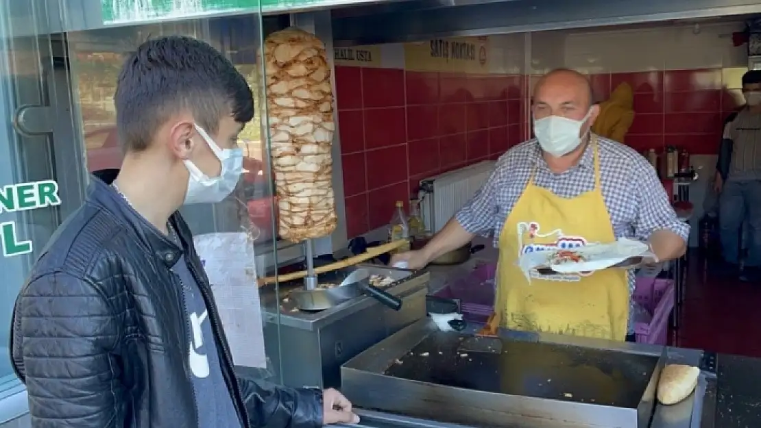 Hayırseverlerden 'Askıda Döner' Uygulaması