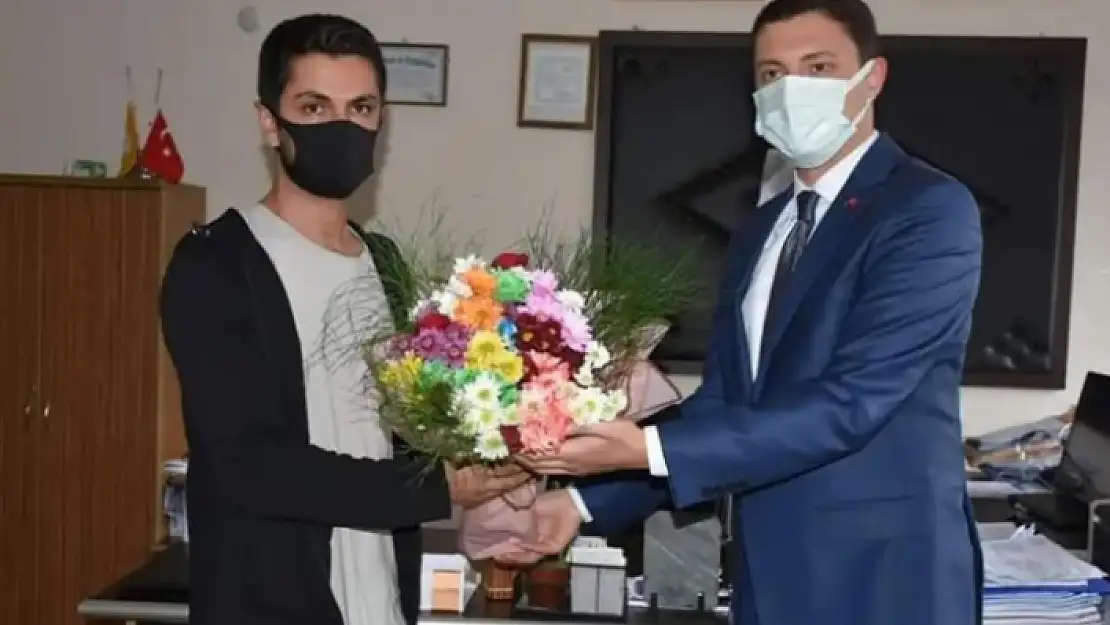 Kaymakam, Azarladığı Öğretmenden Özür Diledi
