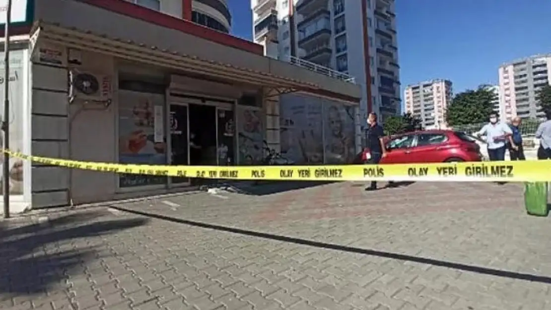 Mersin'de Doktor, Meslektaşını Öldürdü