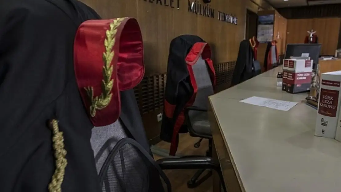 Şüpheliyi Serbest Bırakan Hakimin Yer Ertesi Gün Değiştirildi
