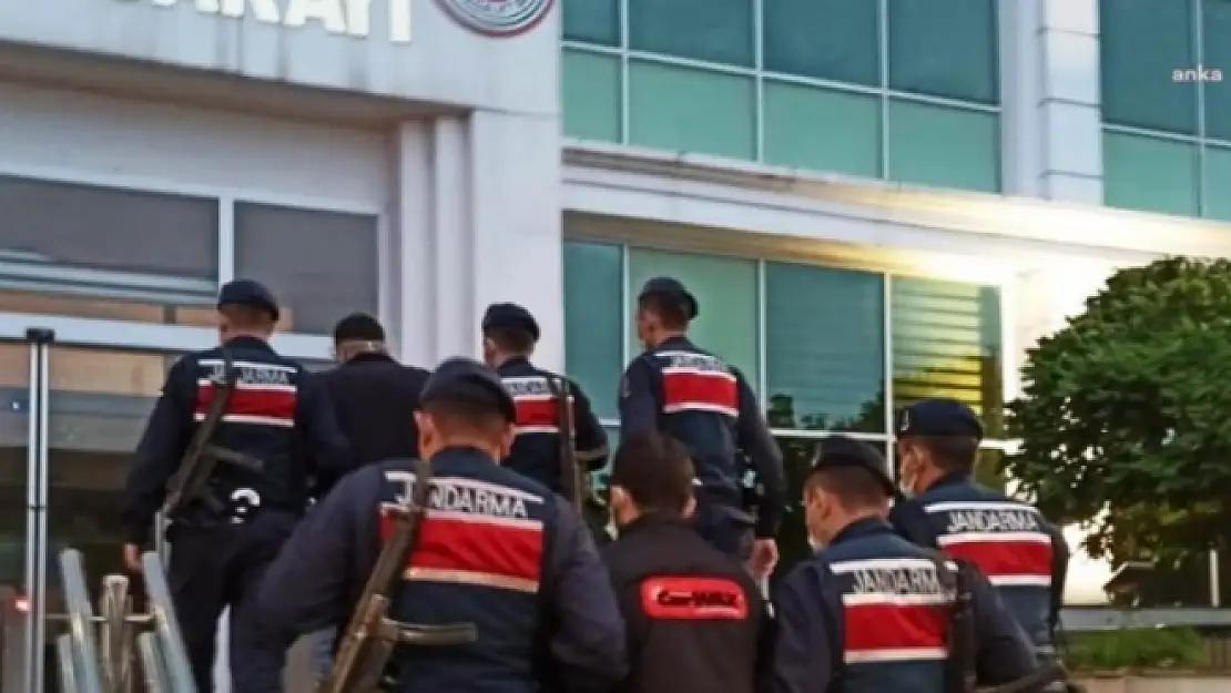Telefon Kablolarını Eritip Satanlar Tutuklandı