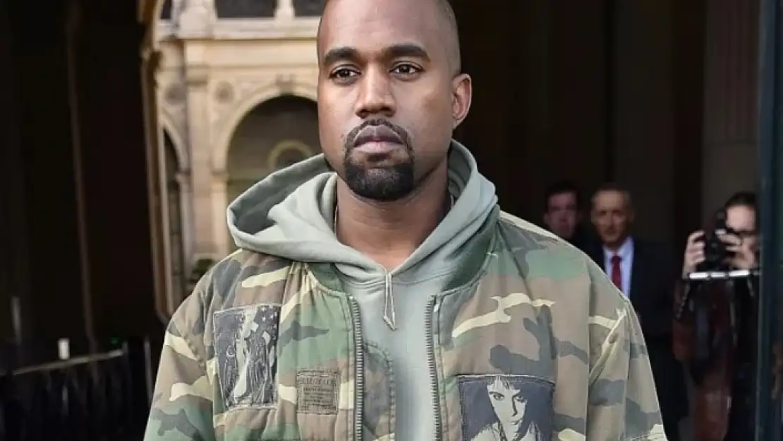 Ünlü Rapçi Kanye West Adını Değiştiriyor!
