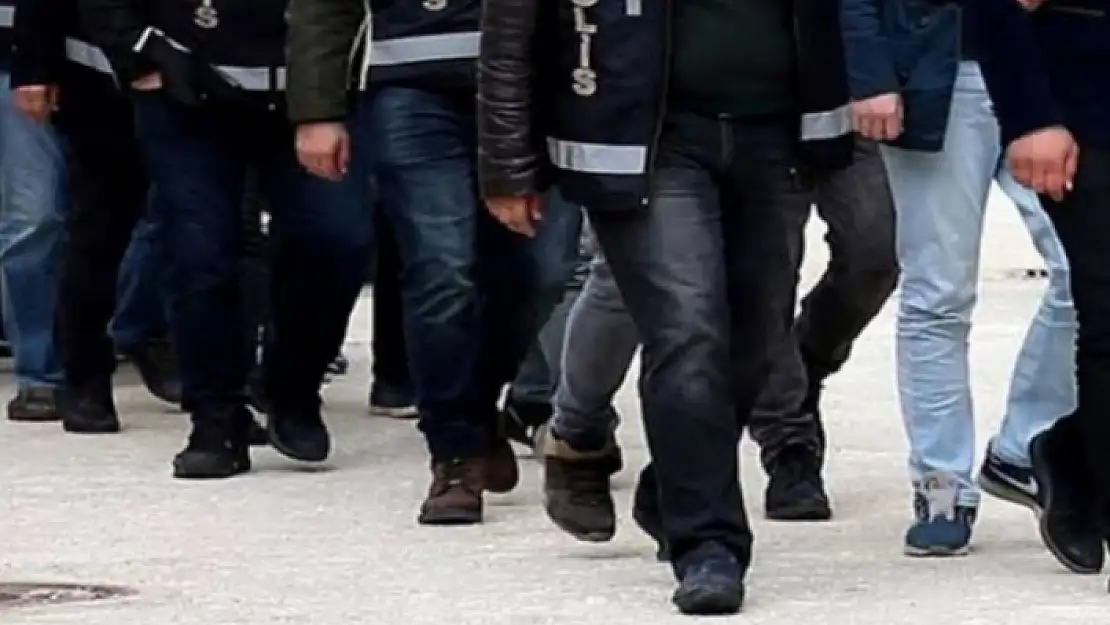 40 İlde FETÖ Operasyonu: 100 Gözaltı