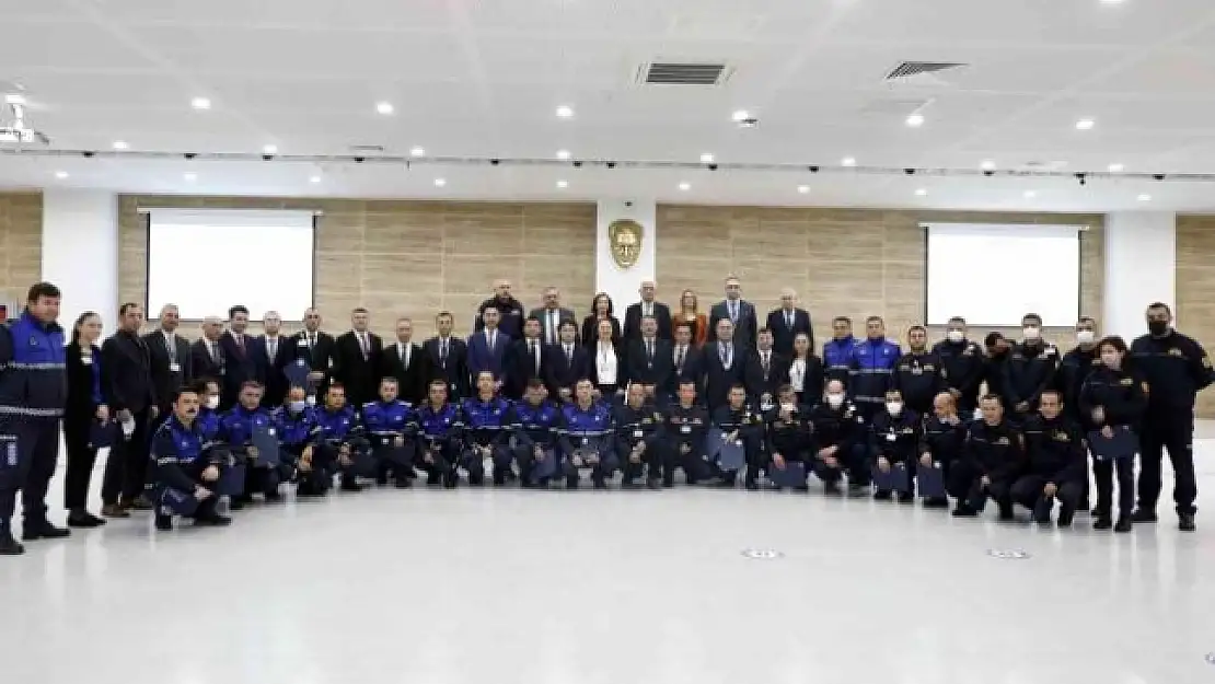 Başkan Gürün, Görevde Yükselen Personeli Kutladı