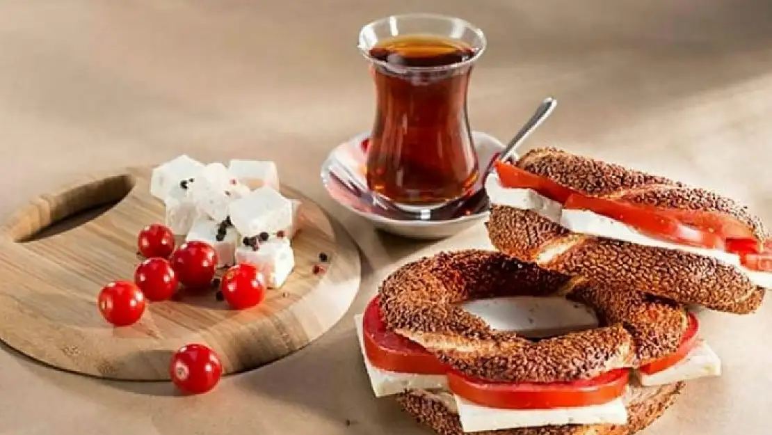 CHP'li Emir: Maaşlar Çay, Simit, Peynire Bile Yetmiyor!