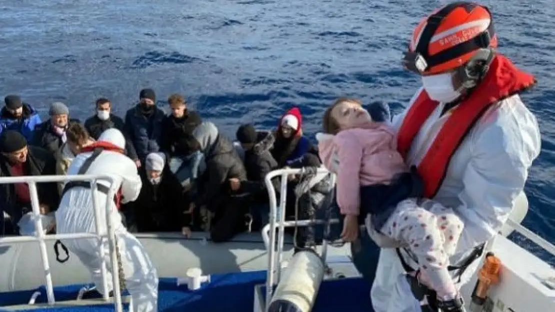 Marmaris'te 142 Kaçak Göçmen Kurtarıldı, 1 Organizatör Yakalandı