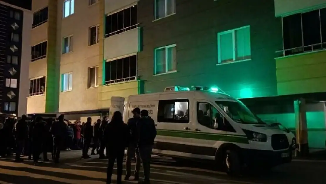 66 Yaşındaki Adam 69 Yaşındaki Eşini Katletti