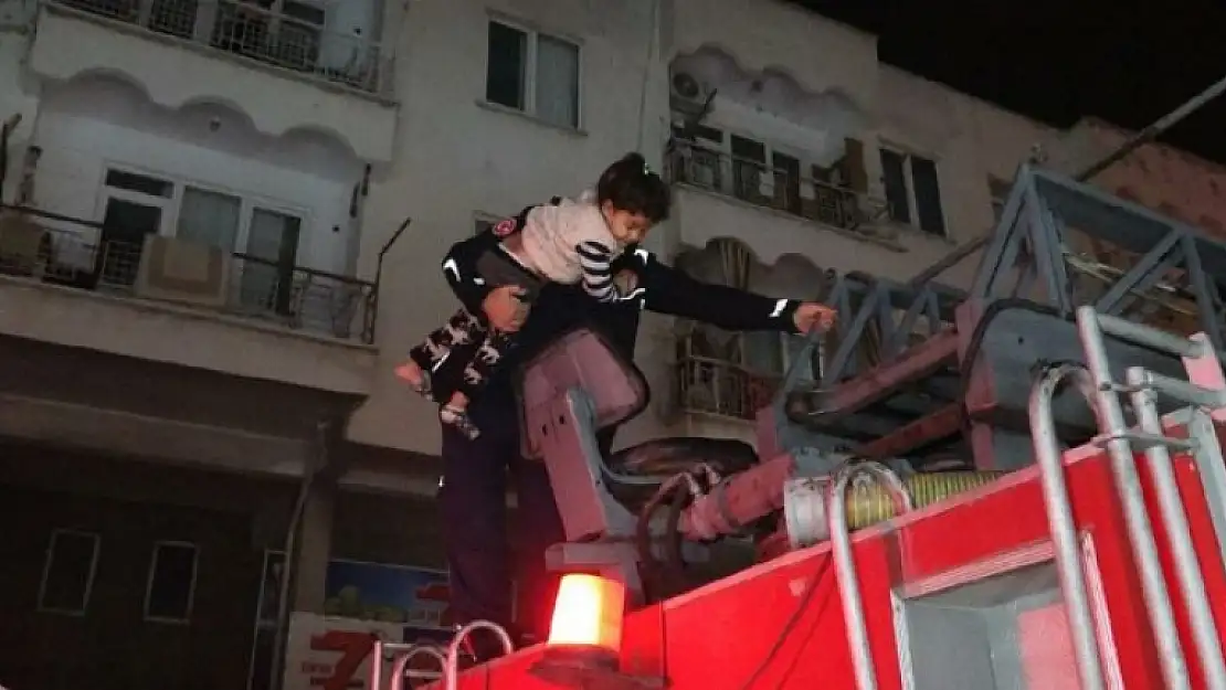 Antalya'daki Yangında Can Pazarı Yaşandı!