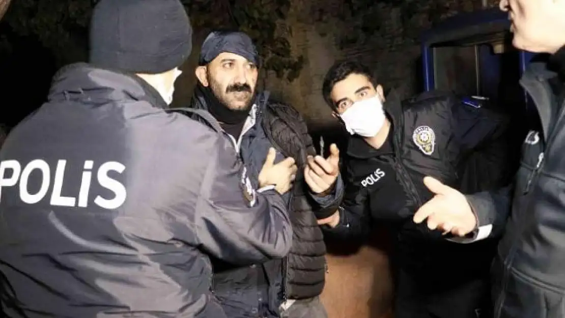 Ayrıldığı İmam Nikahlı Kadını Bıçaklayan Adam: Bardan Bir Erkekle Çıkarken Gördüm