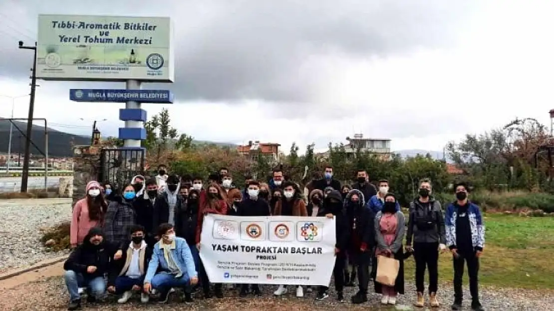 Denizlili Öğrenciler Muğla Yerel Tohum Merkezi'ni Ziyaret Etti