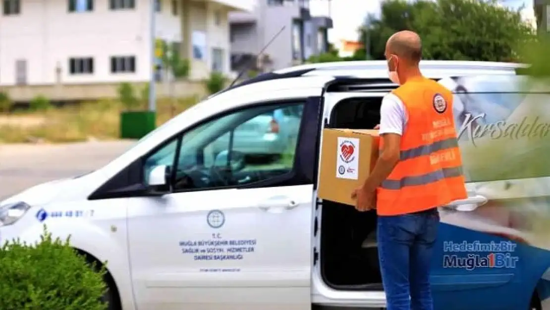 Muğla Büyükşehir Belediyesi'nden İhtiyaç Sahiplerine Ayni ve Nakdi Yardım